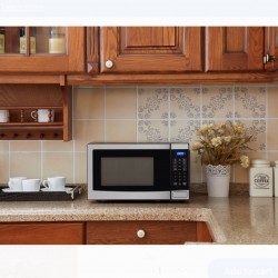 Mainstays 0.7 Cu. Ft. 700W Stainless Steel Microwave with 10 Power Levels